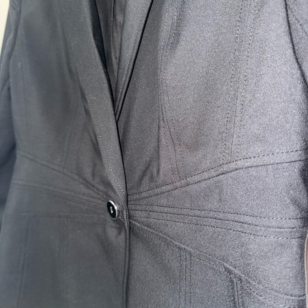 New York & Company 7th Avenue Black Blazer - Picture 3 of 4
